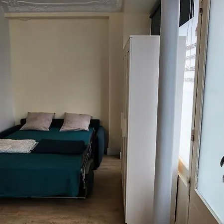 Spacieux Studio Paris Gambetta * Párizs
