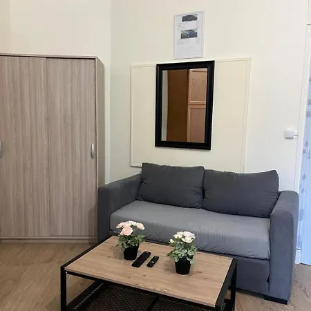 Spacieux Studio Paris Gambetta *
