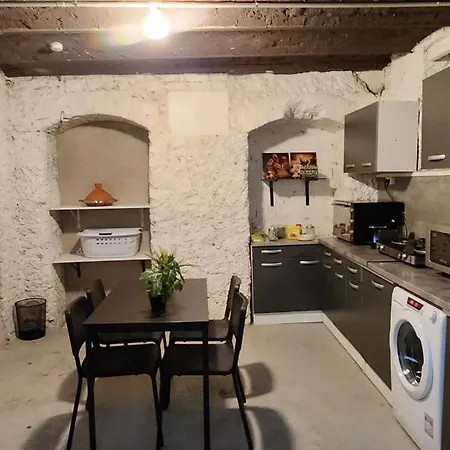 Spacieux Studio Paris Gambetta Párizs