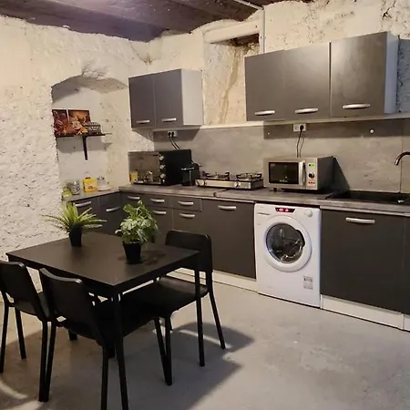 Spacieux Gambetta Apartament Paryż