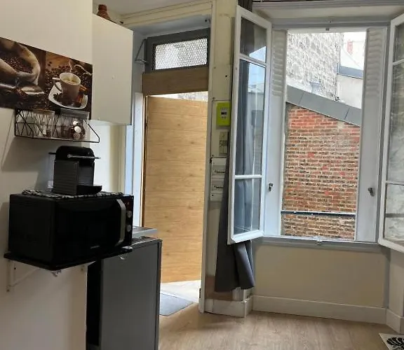 Spacieux Gambetta Париж