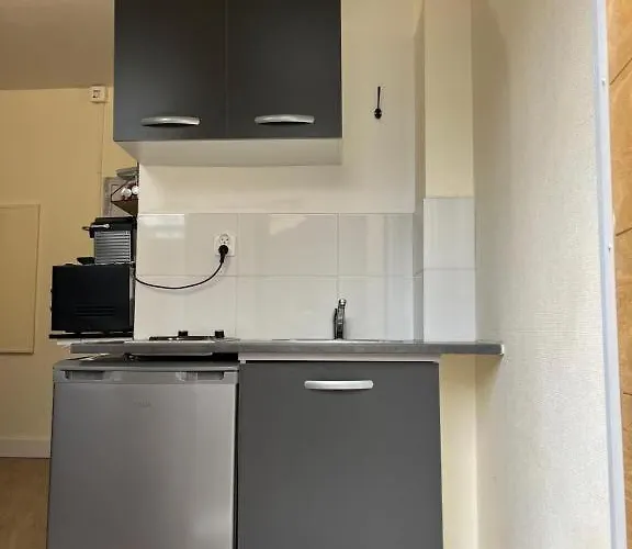 Spacieux Gambetta * Париж