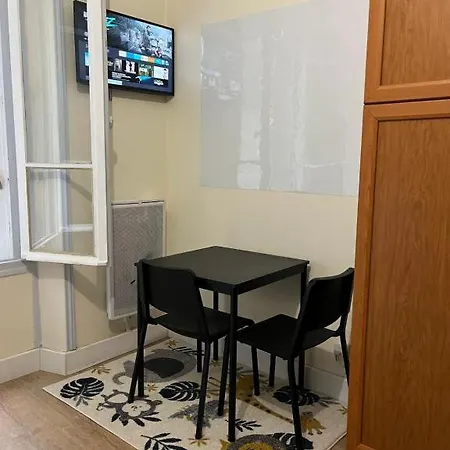 Spacieux Gambetta Apartman *